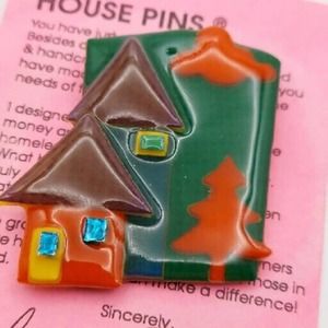 Vtg 1990's Handmade by LUCINDA YATES Christmas House Pin Brooch Red Green HTF